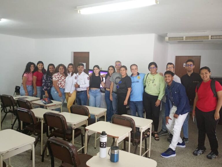 Taller: El Uso de la IA en las Ciencias Económicas